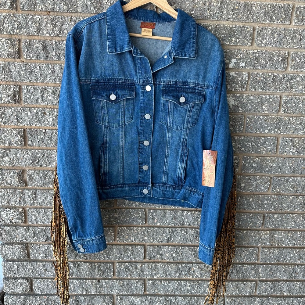NWT Women’s Scully Fringe Cotton Blend Leopard Cheetah Western Denim Jacket XL - Picture 2 of 13